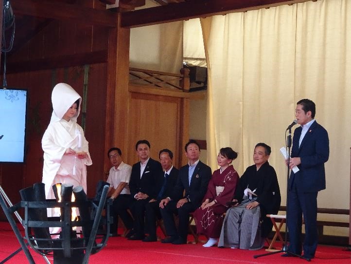 6月28日（金曜日）県産シルクを活用した白無垢発表会（松山市）の画像