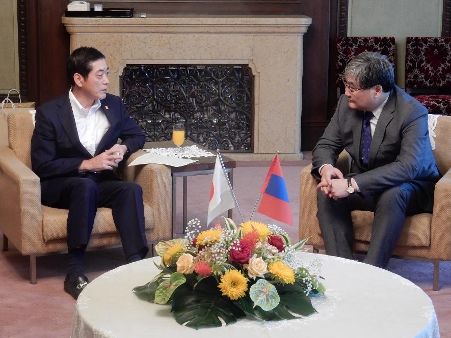 7月16日（火曜日）駐日モンゴル国大使らの訪問（県庁）の画像