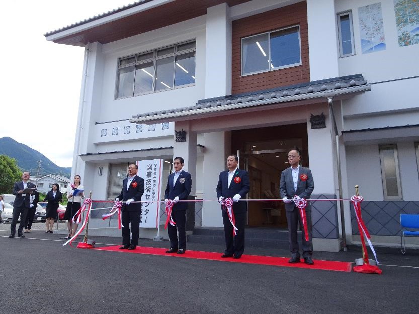 9月6日（金曜日）愛媛県窯業技術センター落成式（砥部町）の画像