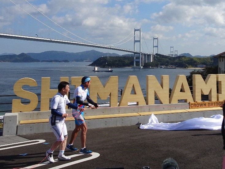 10月25日（日曜日）「SHIMANAMI」モニュメント除幕式（今治市）の画像