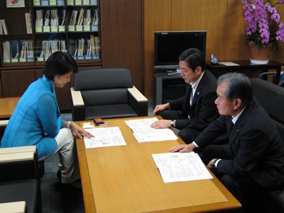 5月28日（火曜日）厚生労働政務官への重要施策提案・要望（東京都）