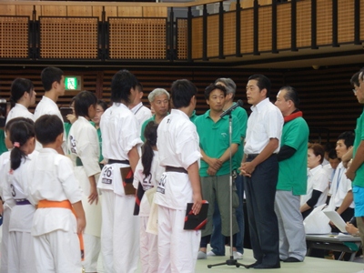 8月25日（日曜日）少年少女空手道選手権大会閉会式（県武道館）の画像