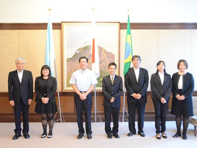 7月3日（木曜日）愛媛県海外技術研修員らの訪問（県庁）の画像