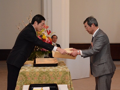 2月20日（金曜日）愛媛県政発足記念日知事表彰式（県庁）の画像