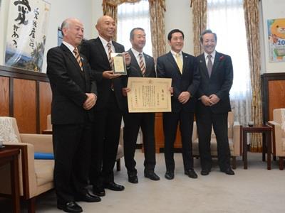 11月2日（水曜日）愛顔のえひめ知事表彰式及び伊予観光大使委嘱式（県庁）の画像