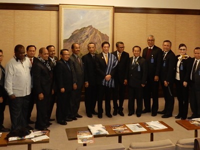 11月20日（月曜日）インドネシア共和国バンタエン県知事等自治体関係者らの訪問（県庁）の画像
