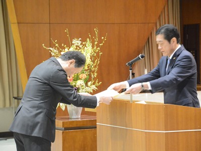 2月20日（火曜日）愛媛県職員等表彰式（県庁）の画像