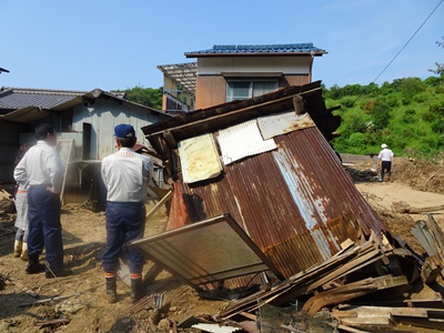 7月18日（水曜日）平成30年7月豪雨災害に係る被災地視察（松山市高浜町）の画像2