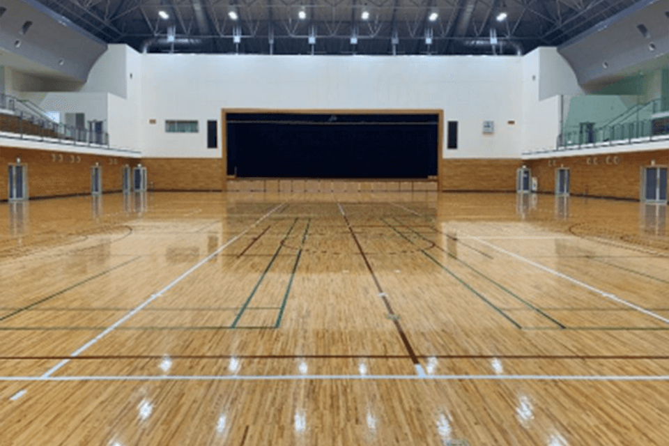 伊予市しおさい公園伊予市民体育館