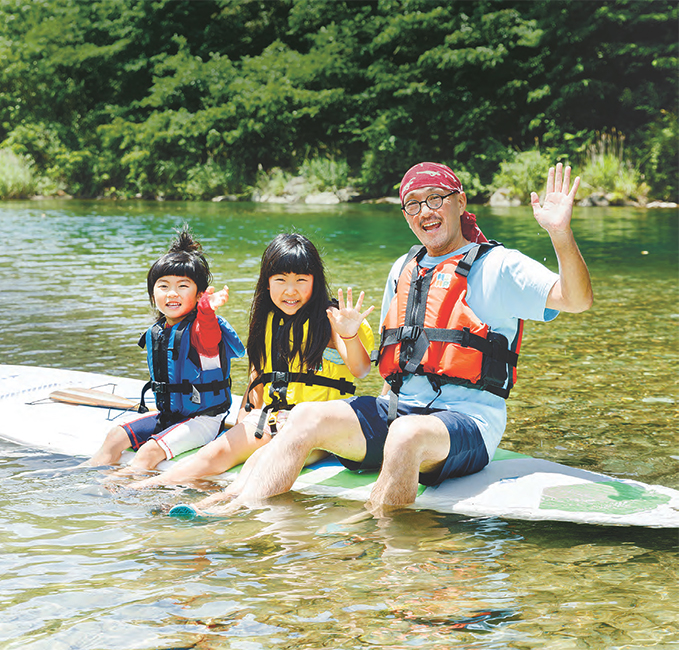 ライフジャケットを正しく着用して大人も子どもも楽しい川遊びを！