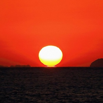  @mihiro245さん　塩屋海岸の夕日（松前町）の画像