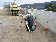 測量機器を用いての体験学習の画像