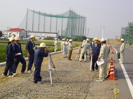 測量機器を用いての操作体験の画像