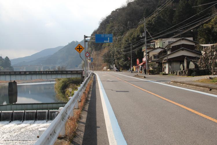 金子商店遠景