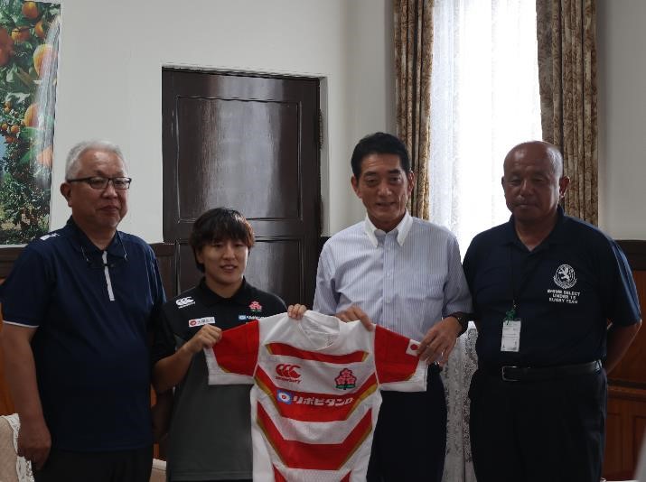 9月19日（火曜日）県出身のラグビー選手　阿部恵氏らの訪問（県庁）