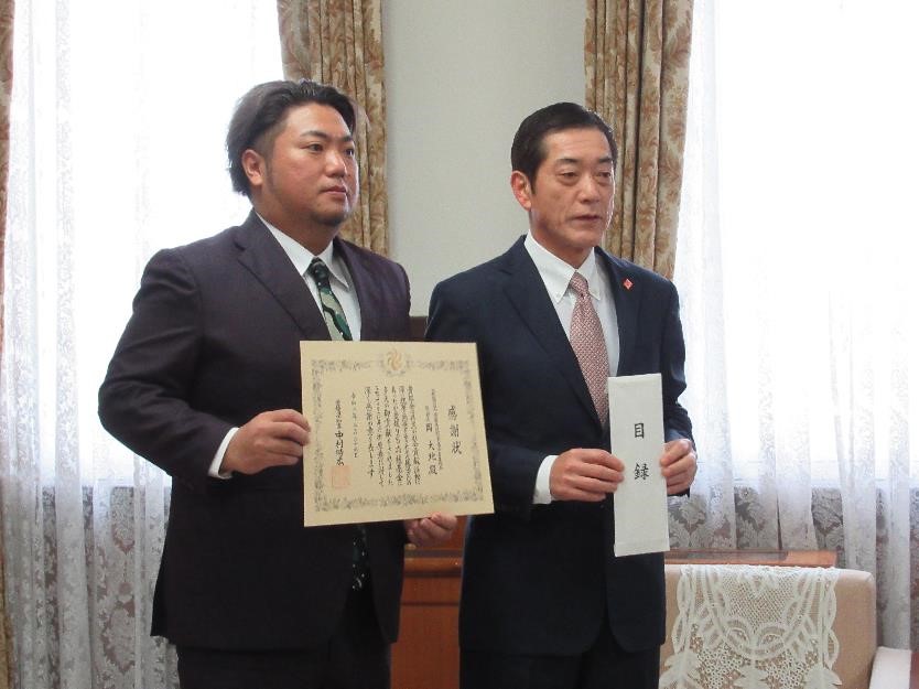 3月26日（木曜日）あったか愛媛NPO応援基金への寄附に伴う感謝状贈呈式（県庁）の画像