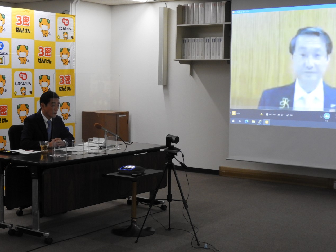 3月4日（金曜日）全国知事会「新型コロナウイルス緊急対策本部」ウェブ会議（県庁）の画像