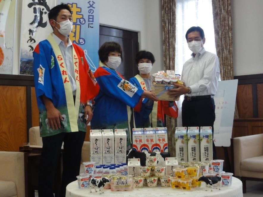 6月14日（火曜日）「父の日には牛乳を贈ろう！」愛媛キャンペーン（県庁）の画像
