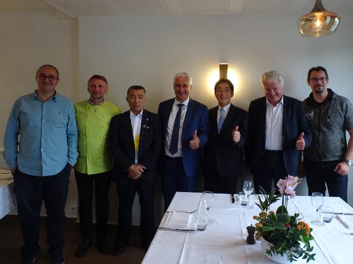 5月23日（火曜日）世界最大の生鮮食品市場管理者ら訪問（フランス）
