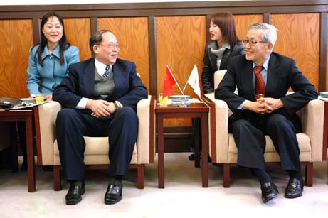 3月10日（月曜日）中国国際交流協会訪日団の表敬（県庁）の画像