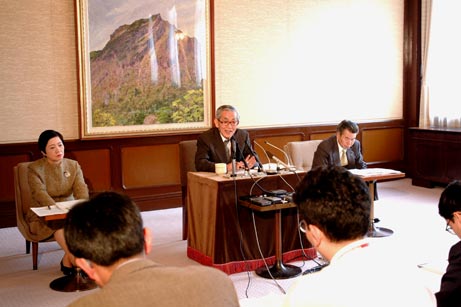 3月17日（月曜日）定例記者会見（県庁）の画像