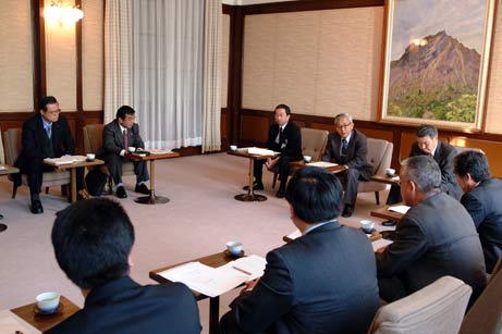 1月26日（月曜日）連合愛媛との定期協議（県庁）の画像