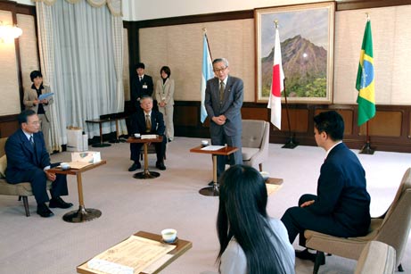 3月10日（木曜日）海外技術研修員帰国あいさつ（県庁）の画像