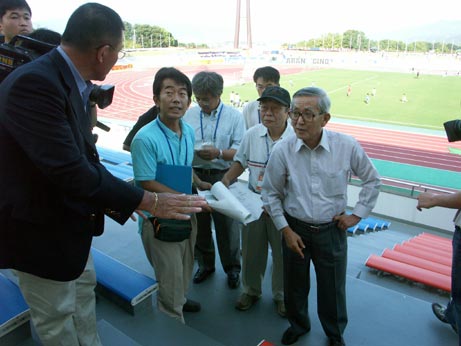 9月24日（土曜日）県総合運動公園陸上競技場視察（県総合運動公園）の画像