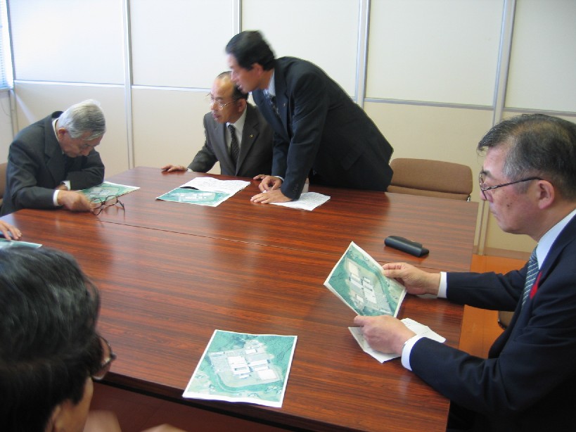 10月3日（月曜日）松下寿電子工業一本松工場跡地視察（愛南町）の画像