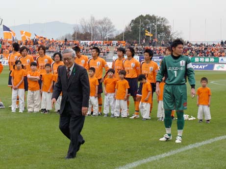 4月1日（土曜日）サッカーJ2愛媛FC選手激励（県総合運動公園）の画像