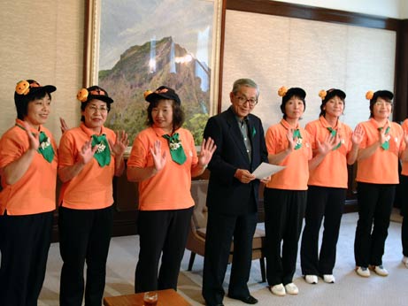 9月13日（水曜日）八幡浜みかんPR教室「フレッシュレンジ」の表敬訪問（県庁）の画像