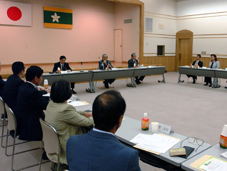 10月31日（火曜日）こんにちは！知事です（西条地方局管内）（県西条地方局）の画像