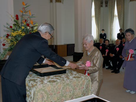 2月20日（火曜日）愛媛県政発足記念日知事表彰式（県庁）の画像