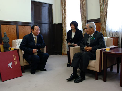 3月9日（金曜日）中国陝西省渭南市教育関係者の表敬訪問（県庁）の画像