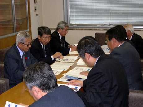 12月7日（金曜日）県選出国会議員、国土交通省へ道路整備に対する要望（東京都）の画像