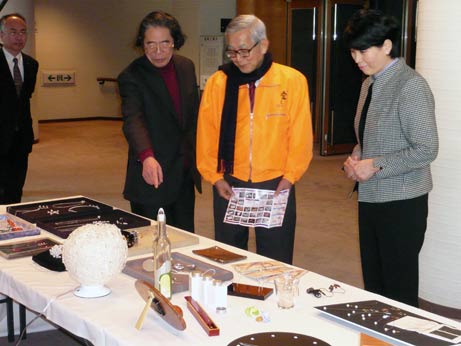 2月15日（金曜日）宇和島「海の恋人まつり」パールデザインコンテスト内覧会視察（宇和島市）の画像