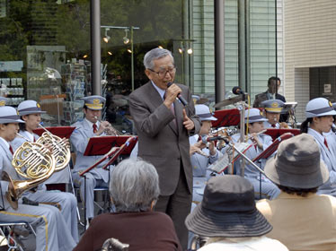 5月16日（金曜日）県警音楽隊プロムナードコンサート（県美術館前）の画像