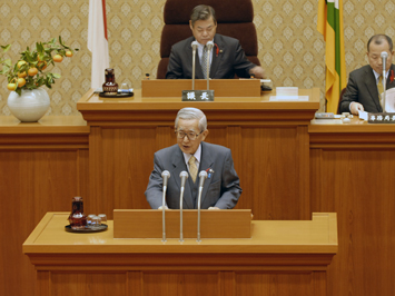 11月26日（水曜日）12月定例県議会開会（県議会議事堂）の画像