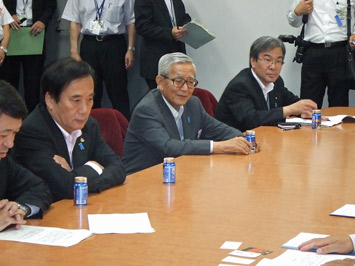 9月10日（木曜日）「北朝鮮による拉致被害者を救出する知事の会」による民主党への要望（東京都）の画像