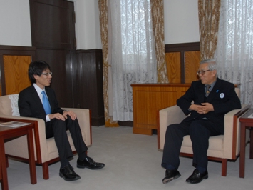 2月10日（水曜日）慶應義塾大学講師竹田恒泰氏との会談（県庁）の画像