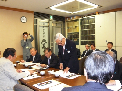 5月28日（金曜日）重要施策提案・要望に関する国会議員への説明（県東京事務所）の画像
