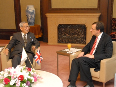 6月11日（金曜日）駐日英国大使との会談（県庁）の画像