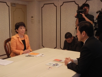 12月24日（土曜日）社会民主党福島党首との会談（松山市内）の画像