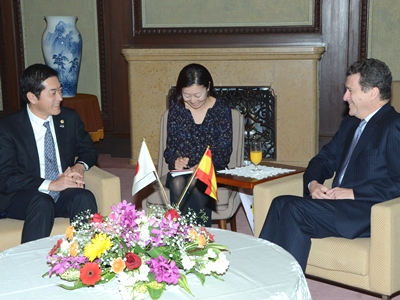 10月30日（水曜日）駐日スペイン大使の訪問（県庁）の画像