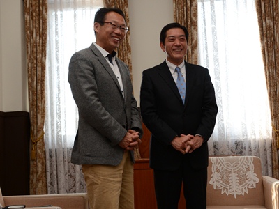 11月7日（金曜日）サッカー元日本代表監督のFC今治オーナー岡田武史氏らの訪問（県庁）の画像