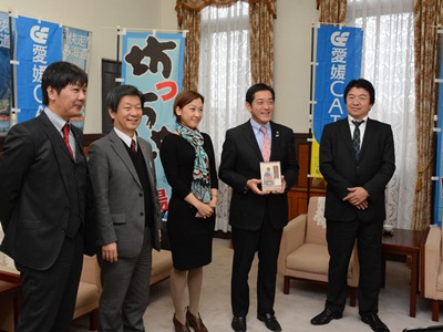 12月8日（月曜日）有線放送会社社長、坊っちゃん劇場関係者らの訪問（県庁）の画像