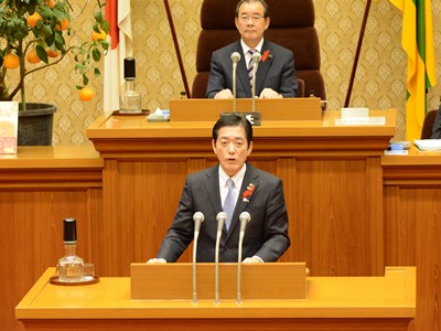 12月15日（月曜日）12月定例県議会　閉会（県議会議事堂）の画像