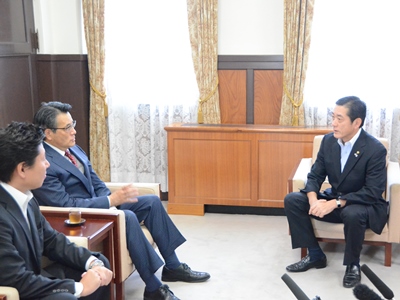 9月10日（木曜日）民主党岡田代表らの訪問（県庁）の画像