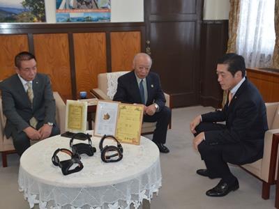 3月16日（水曜日）医療福祉機器製造会社の訪問（炭素繊維を使用した新商品の開発報告）（県庁）の画像