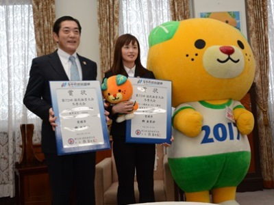 2月1日（水曜日）国民体育大会冬季大会スケート競技で優勝の郷亜里砂選手の訪問（県庁）の画像